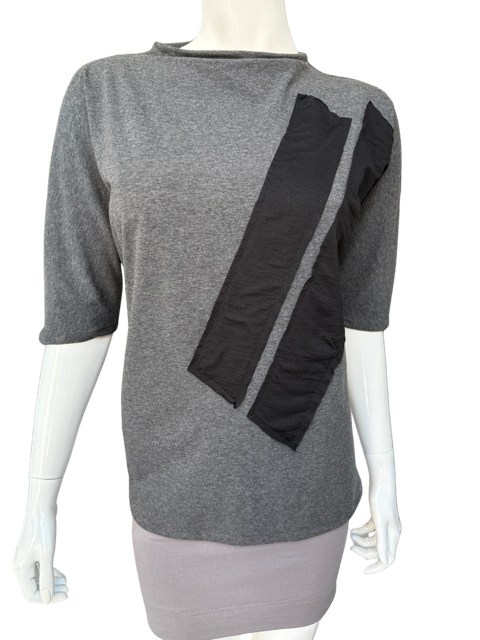 UR Sleek Charcoal Block Top