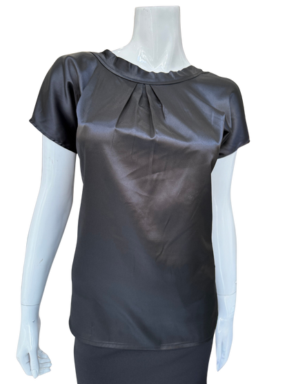 UR Bold Satin Front Blouse